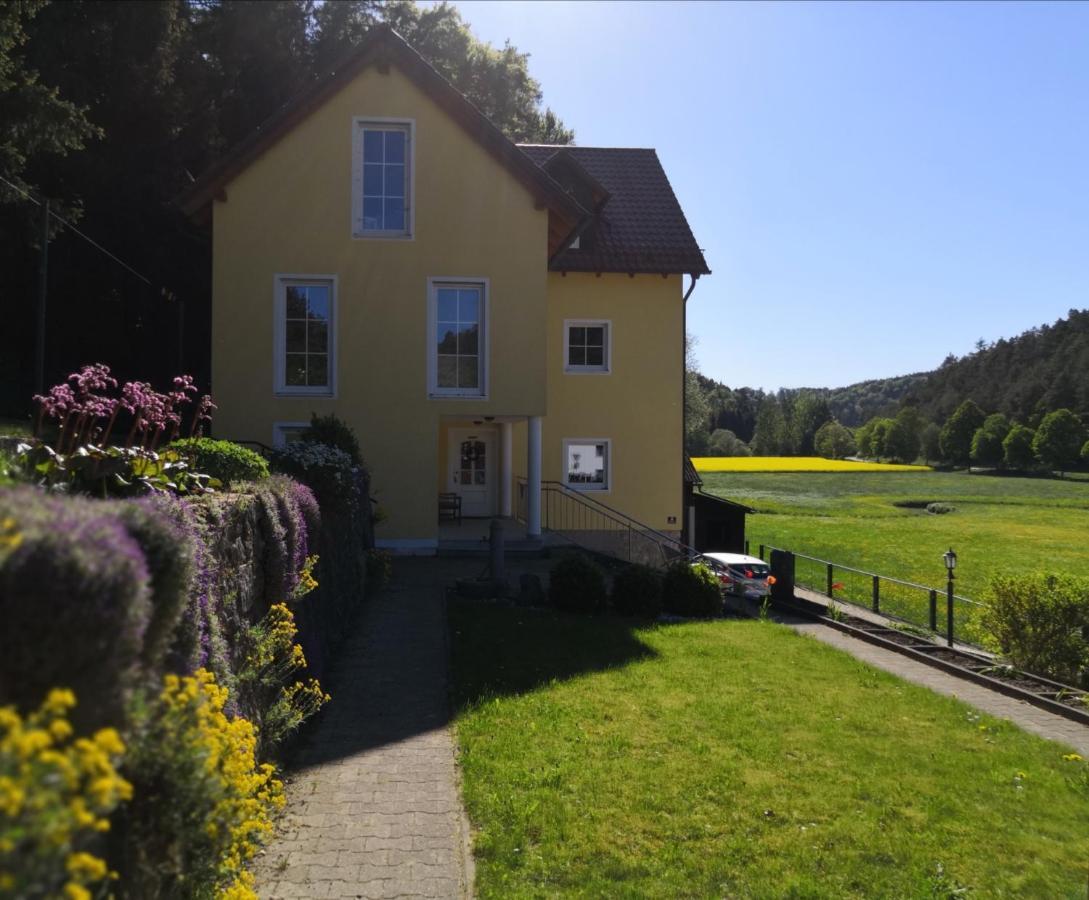 Ferienhaus Am Bach Mit Grossem Garten Deuerling Esterno foto